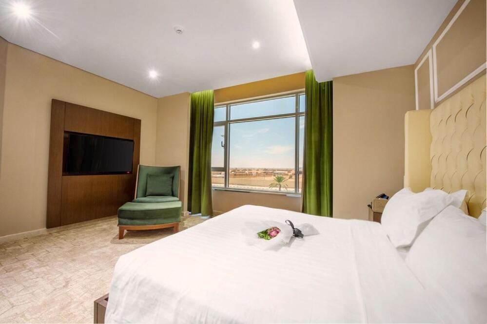Suknai Royal Hotel Ha'il Esterno foto