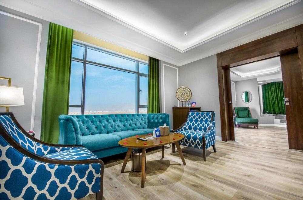 Suknai Royal Hotel Ha'il Esterno foto