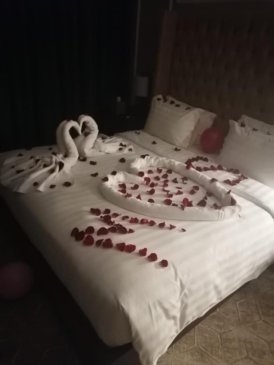 Suknai Royal Hotel Ha'il Esterno foto